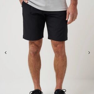 Travis Mathew Black Wanderlust 9in Shorts